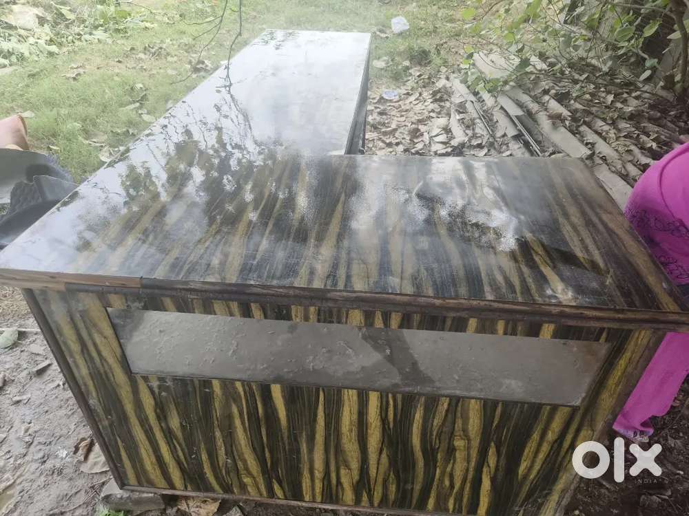 Office table L