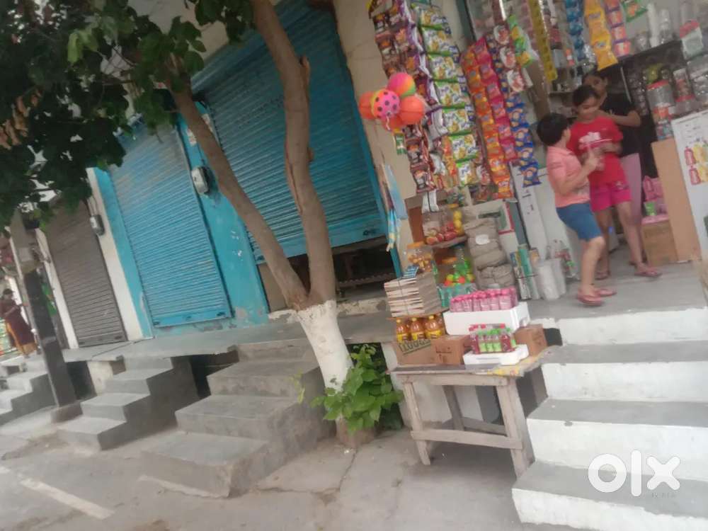 Shopfor rent Kashiram Nagar E block Tikona park near pipal wala Mandir