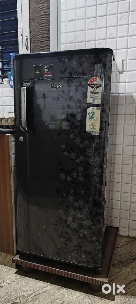 Whirlpool 170 litres refrigerator