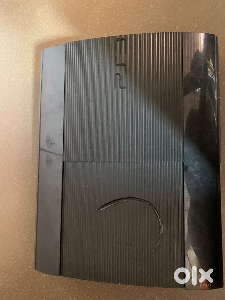 pS 3 PlayStation three