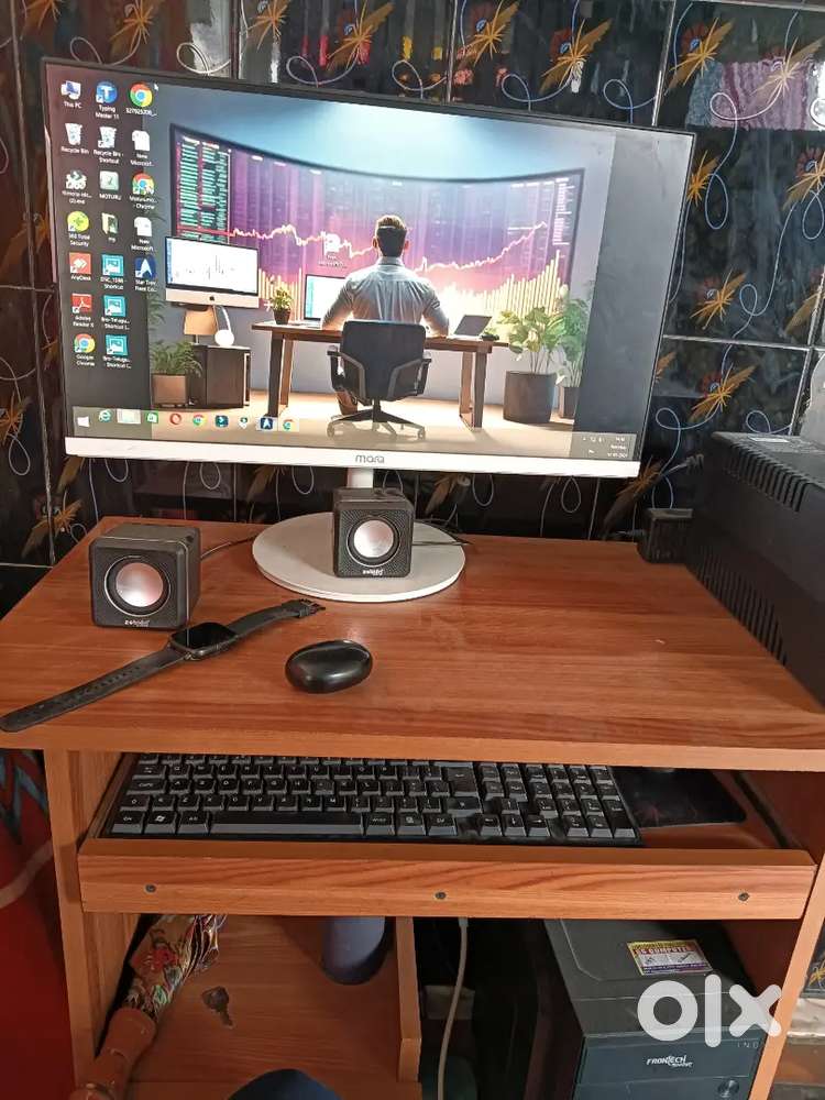 Marq monitor full HD screen