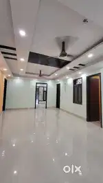 Semi furnished 3bhk flat opposite to the Tivoli