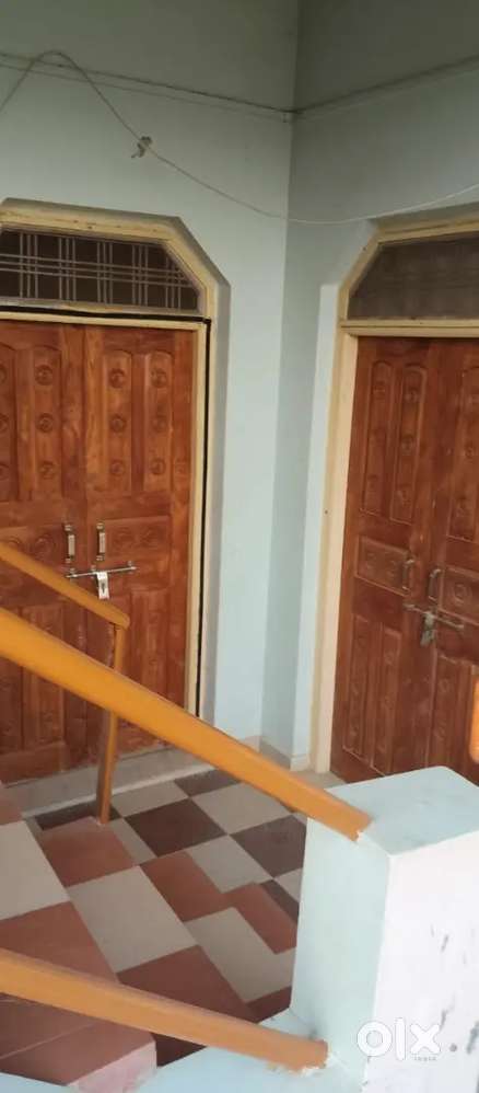 2 BHK available on rent for family in Housing board colony, Jamodi