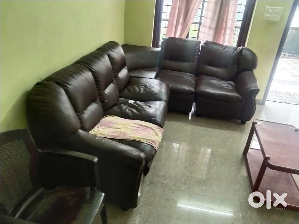 2 BHK furnished house ground floor pattom