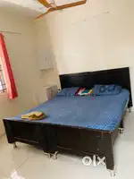 King size bed
