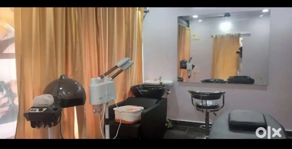 Beautician coaching acadmy