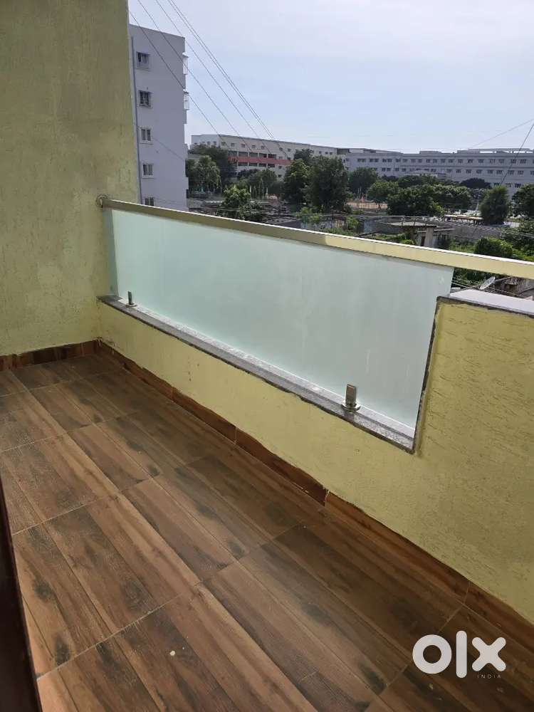 3BHK 2nd floor with Lift, car parking, cctv secure , manjira water