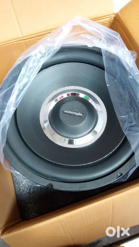 Brand new sub worldtech subwoofer 500w rms each 2 woofer
