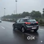 Puch buton start hai top model hai kisi car se exchange bhi kar lunga