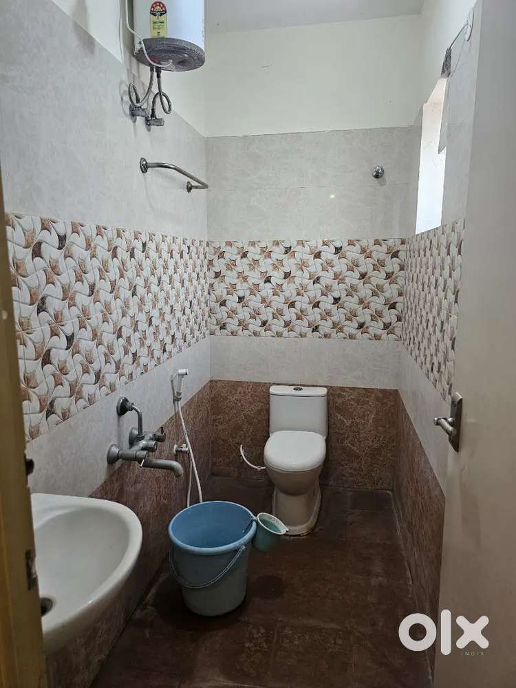 PG STAY NEAR Mattuthavanu near Fully furinshed PG  for 2 adult