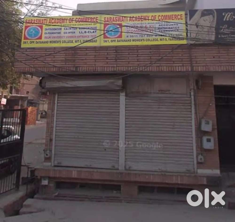 Shop /godown on road