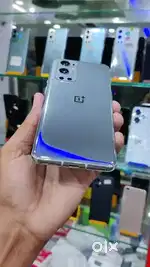 1 year phone ram 8gb. Internal storage 128