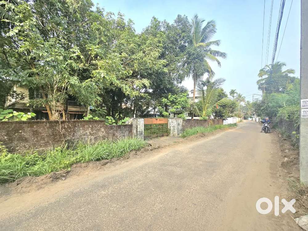 6 AND MORE CENT ORGINAL LAND IN NORTH PARAVUR N-H 66 JUST 100 MTR