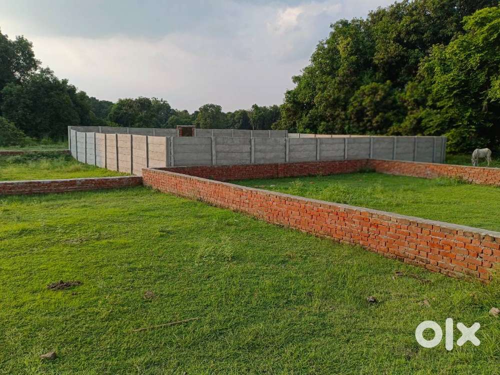 Near Main road devlope area