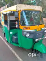 4 Seater auto rikshaw urgent sale