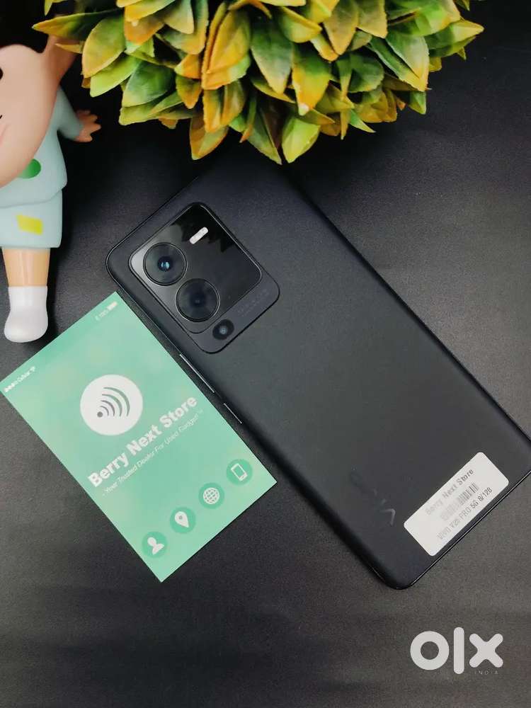 VIVO V25 PRO 5G 8/128GB STORAGE - PRISTINE CONDITION MOBILE WITH BILL.