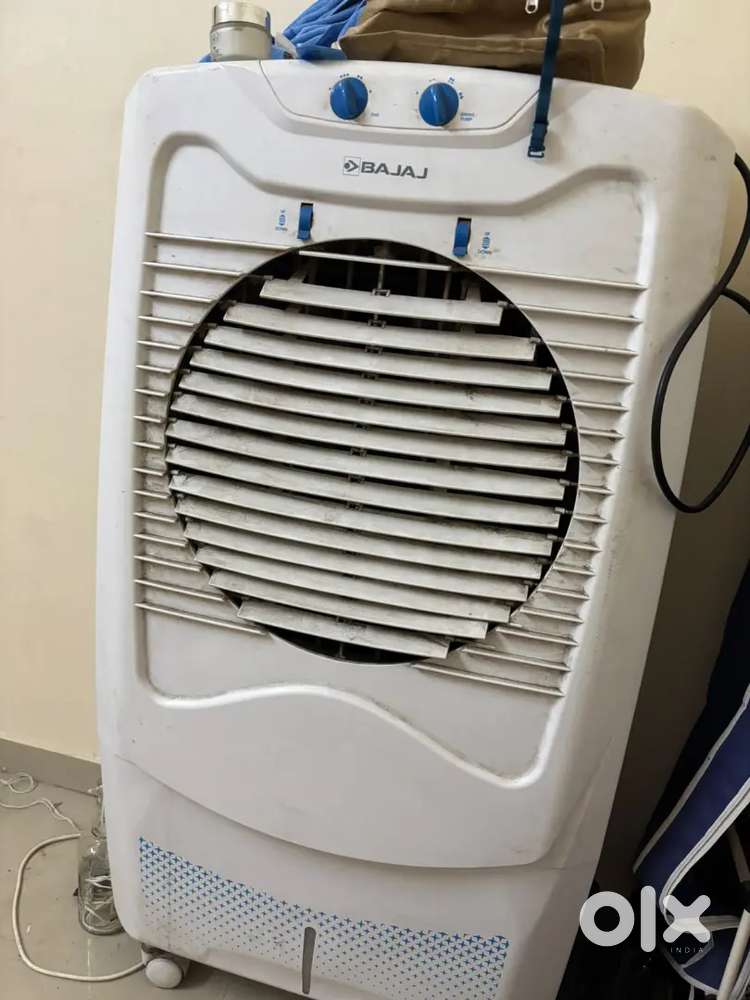 Bajaj cooler