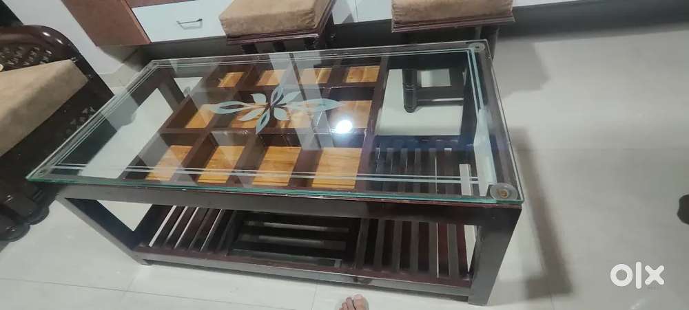 Centre table
