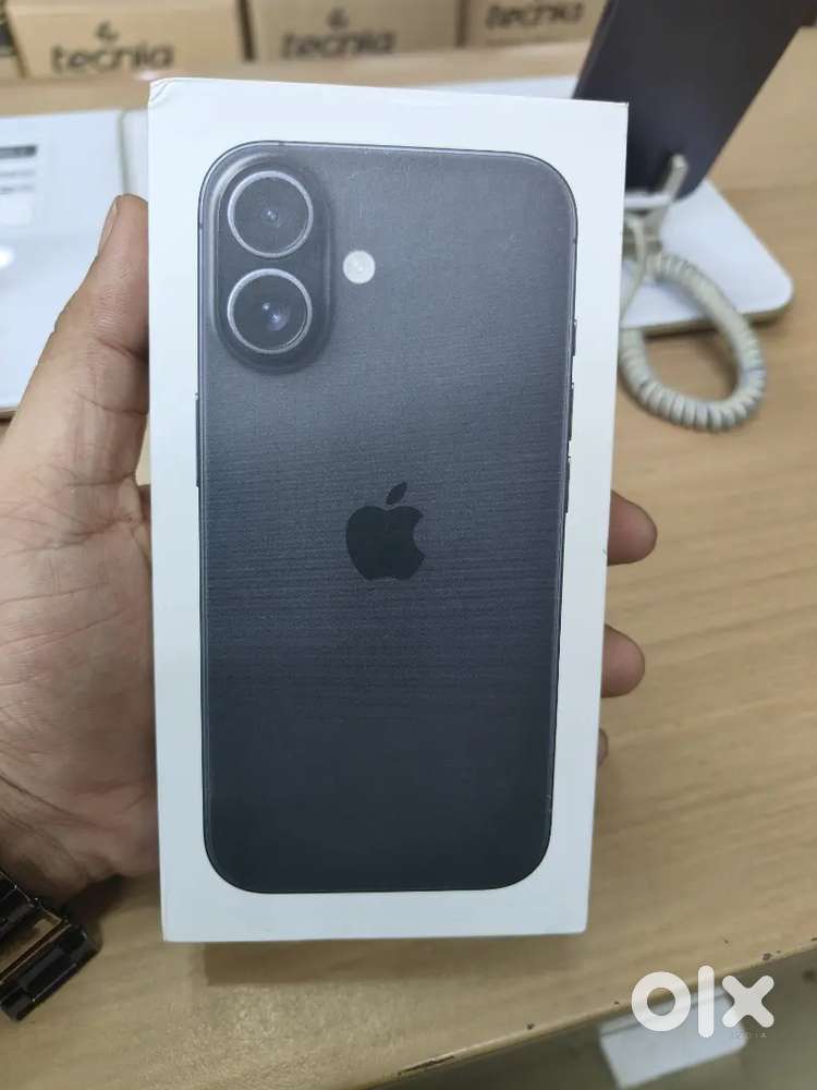 Iphone 16 white colour