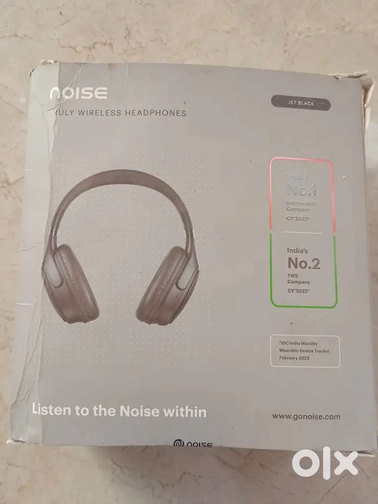 Noise Three Headphones