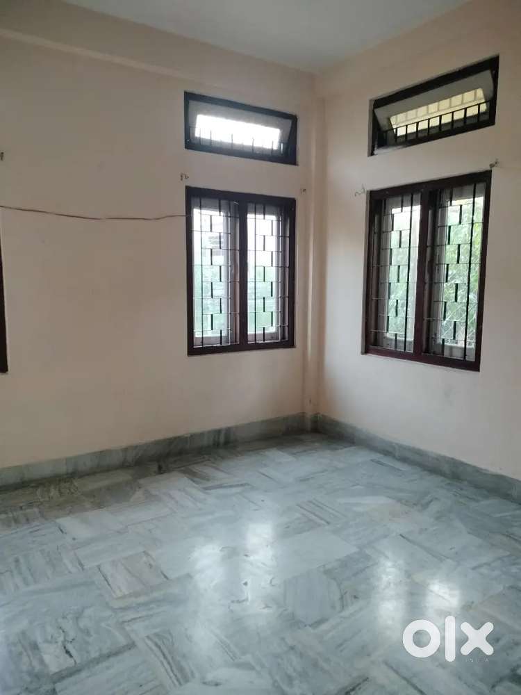 2 bhk part house for rent at zoo road