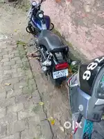 Sar yah hamare yahan gadi Koi chalata nahin hai isliye Ham use sel kai