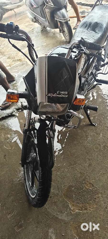 Super splendor bike 1hand black colour cool condition