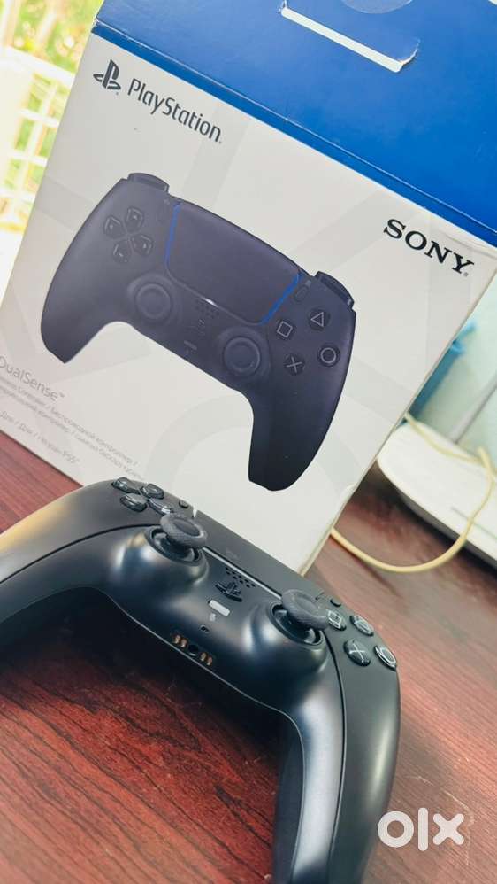 PS5 New wireless controller black