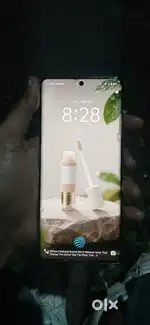 Vivo v29  8/128  thoda sa damage h