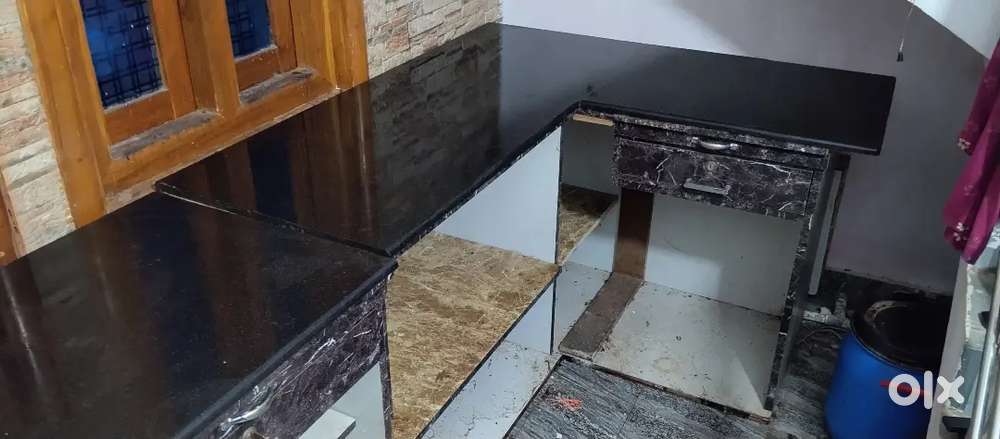 jewellery shop counter