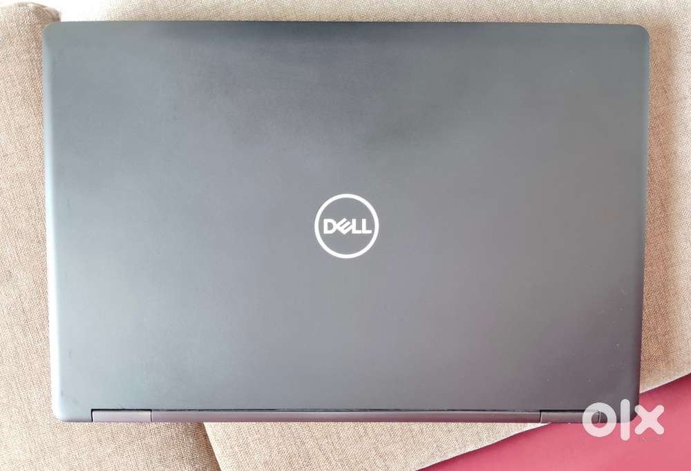 Dell - Latitude 5590