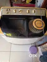 LG semi automatic 7.5 kg Washing Machine.