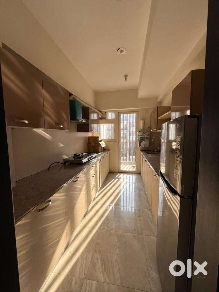 Required Female flatmate