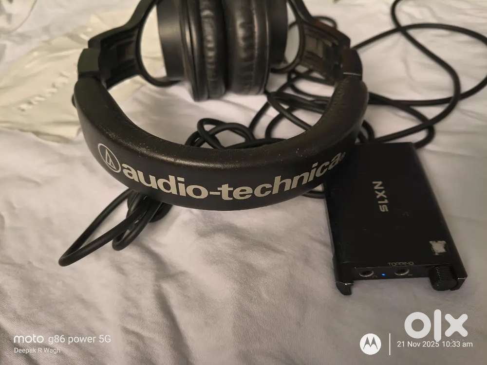 AudioTechnica ATHM20X studiomonitor headphone & NX1S headphone amp.