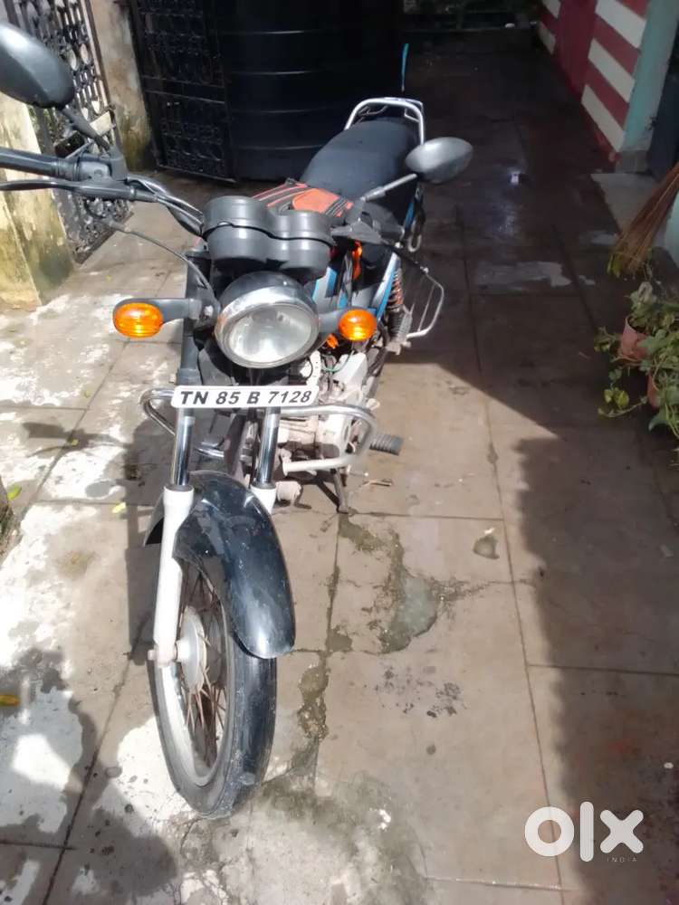 Bajaj CT 100