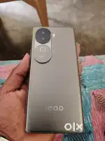 Iqoo z9s box bill mobile 8+128gb mobile urgent sale