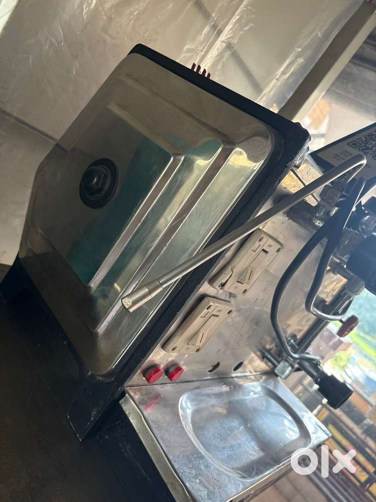 Coffee machine well maintained condition