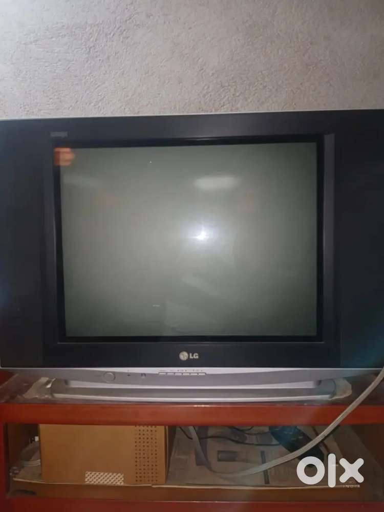 LG TV good condition