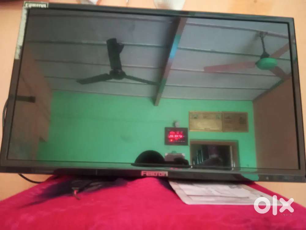Full working no problem Feltron company  24 inch led tv