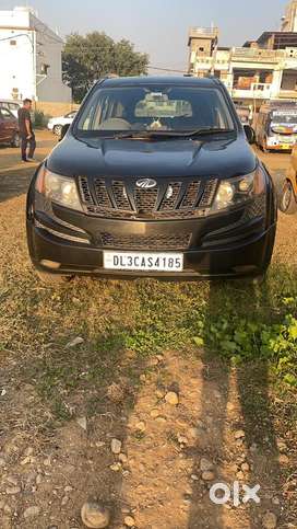 Mahindra XUV500 2012