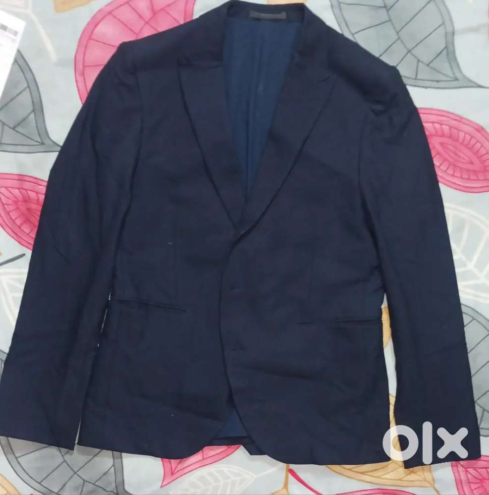 Sut and coti sell only 3,500