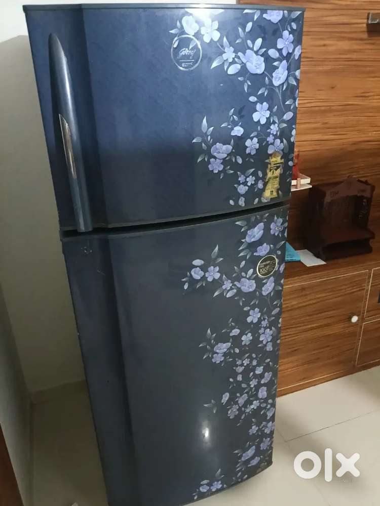 Godrej double door fridge