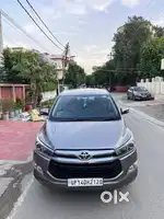 Toyota Innova Crysta 2.4 V 7 STR, 2017, Diesel