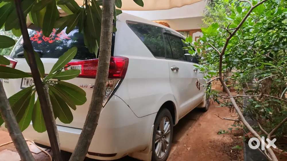 Toyota Innova Crysta 2018 Diesel 105000 Km Driven