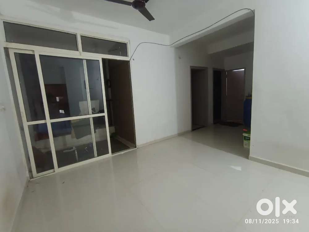 Need One Roommate in 2BHK flat, Transport nagar Bhopal ,MP