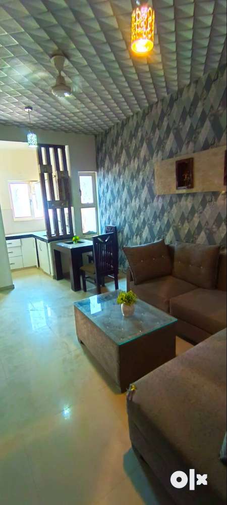 2 BHK FLAT WITH ALL MODERN AMENITIES IN GATED TOWNSHIP.