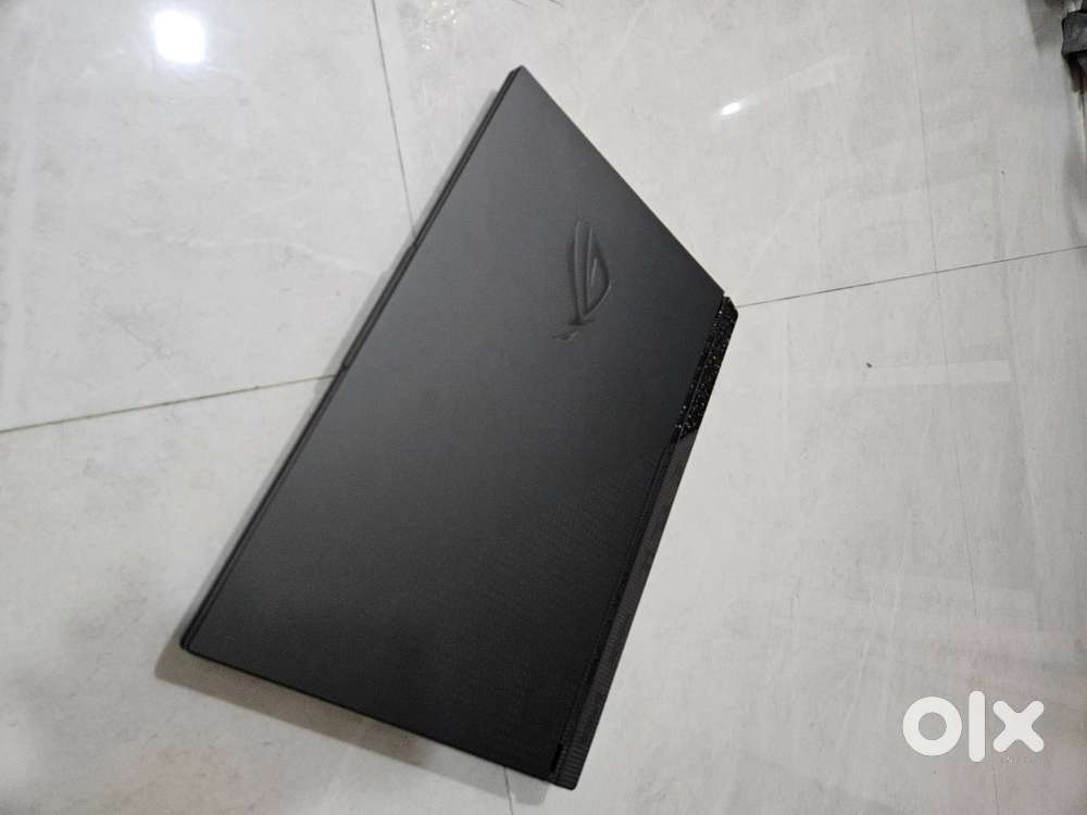 Asus ROG G17 (2023) ryzen 9 7945hx 32gb rtx 4070