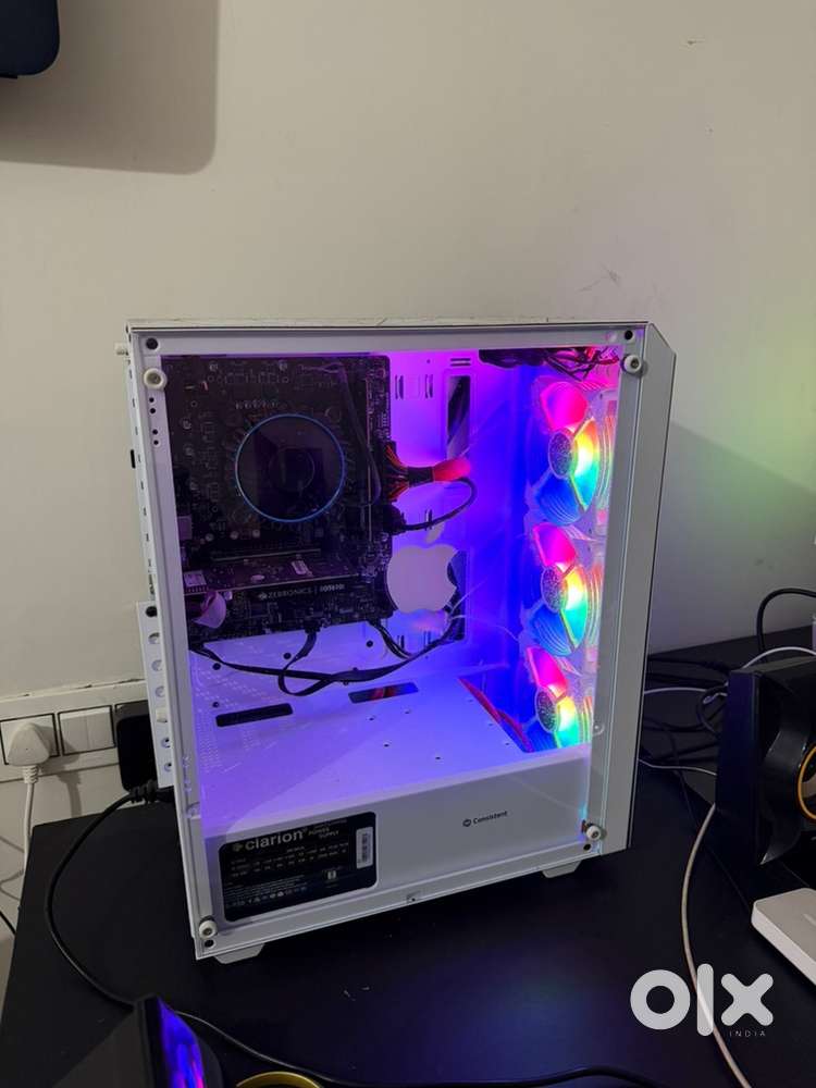 12th Gen i5 PC VERY GOOD CONDITION Like New