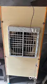 Wooden water cooler