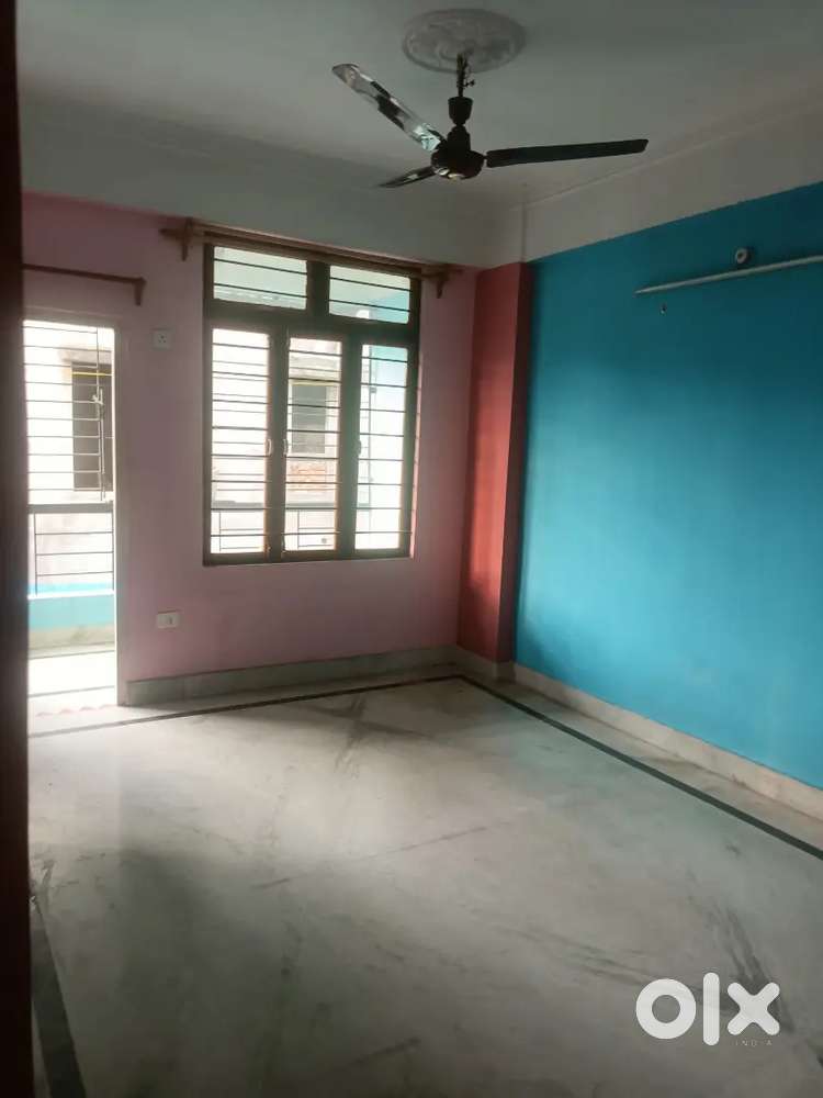 Commercial Spacious 4Room available for rent at Dispur